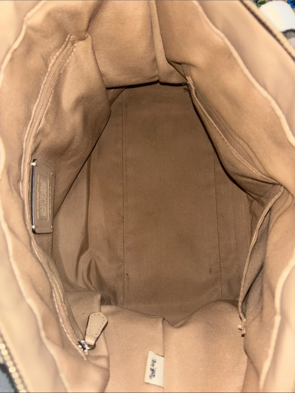 Coach 573 White Cream Tan Pebble Soft Leather Tote Bag Handbag Tote Medium Size